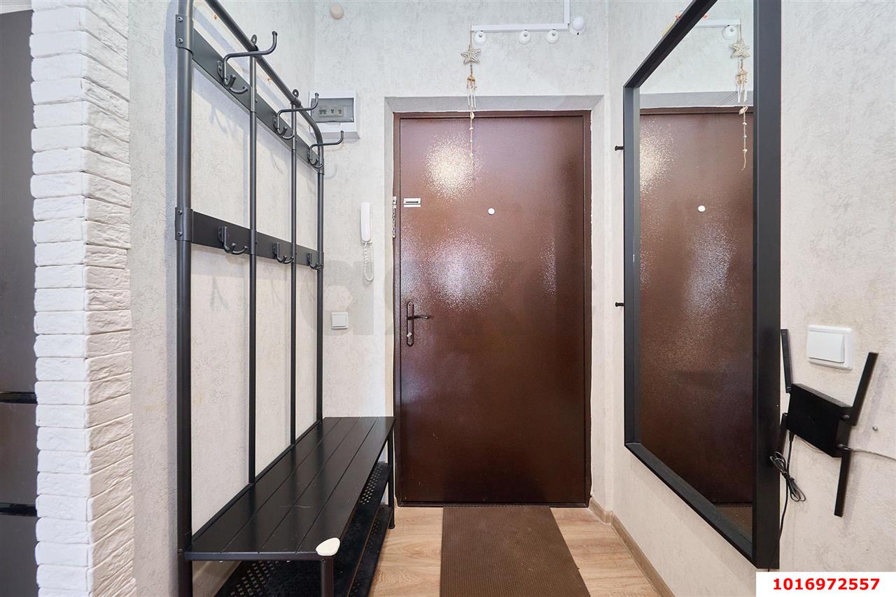 Фото №9: 1-комнатная квартира <span class="whitespace-nowrap">36 м²</span>, <span class="whitespace-nowrap">15/16 эт.</span> - Краснодар, Прикубанский внутригородской округ, ж/р Восточный, ул. Генерала Трошева, 11