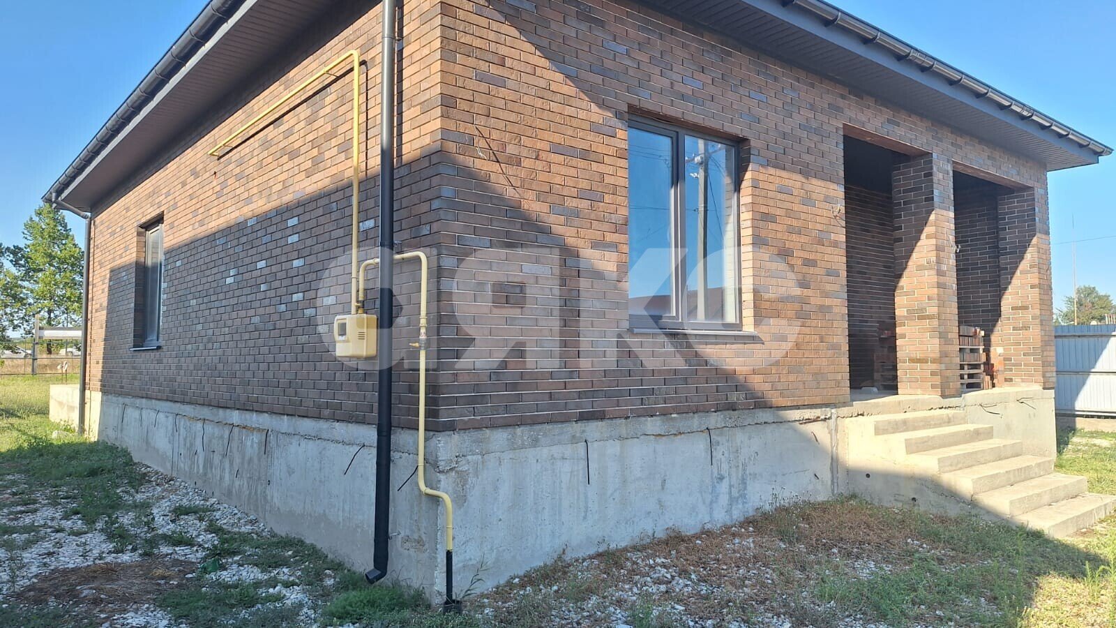 Фото №5: Дом <span class="whitespace-nowrap">111 м²</span> <span class="whitespace-nowrap">+ 10 сот.</span>, <span class="whitespace-nowrap">1 эт.</span> - Рассвет, ул. Солнечная