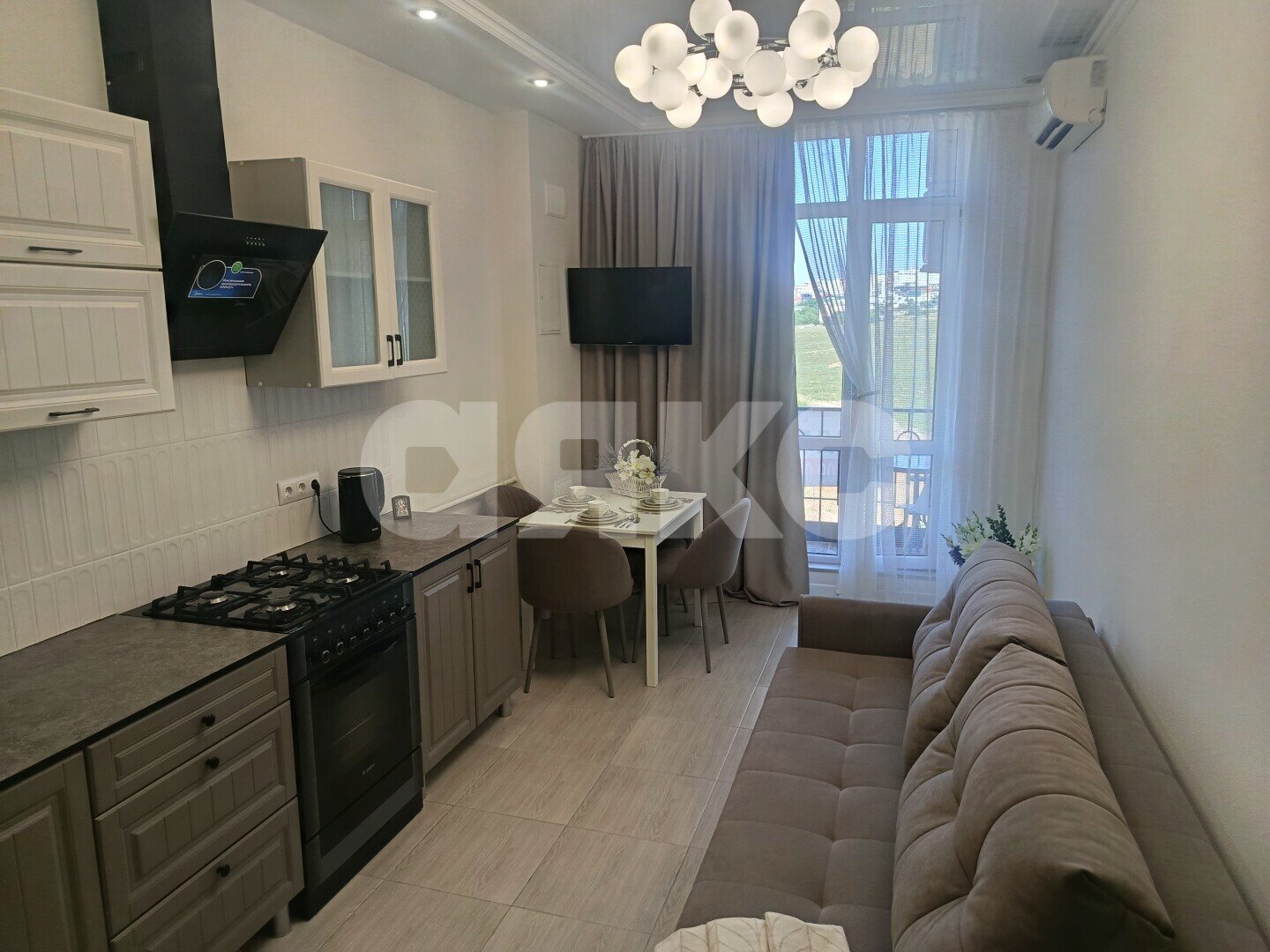 Фото №10: 1-комнатная квартира <span class="whitespace-nowrap">46 м²</span>, <span class="whitespace-nowrap">6/8 эт.</span> - Геленджик, Толстый Мыс, мкр. ЖК Черноморский, ул. Крымская, 19к7