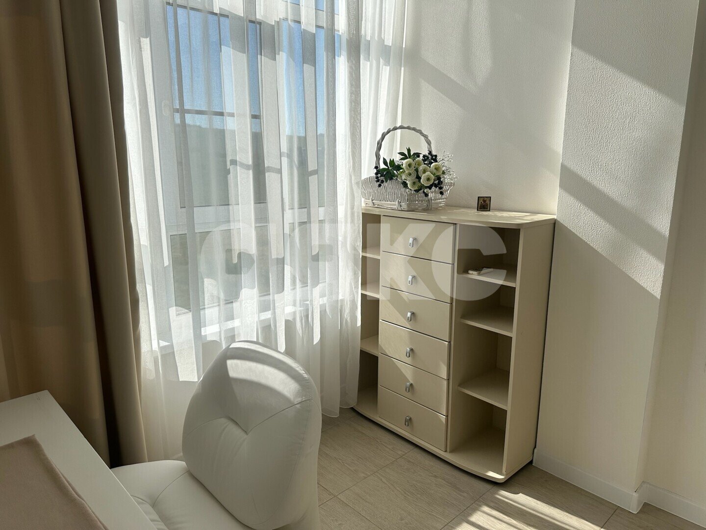 Фото №7: 1-комнатная квартира <span class="whitespace-nowrap">46 м²</span>, <span class="whitespace-nowrap">6/8 эт.</span> - Геленджик, Толстый Мыс, мкр. ЖК Черноморский, ул. Крымская, 19к7