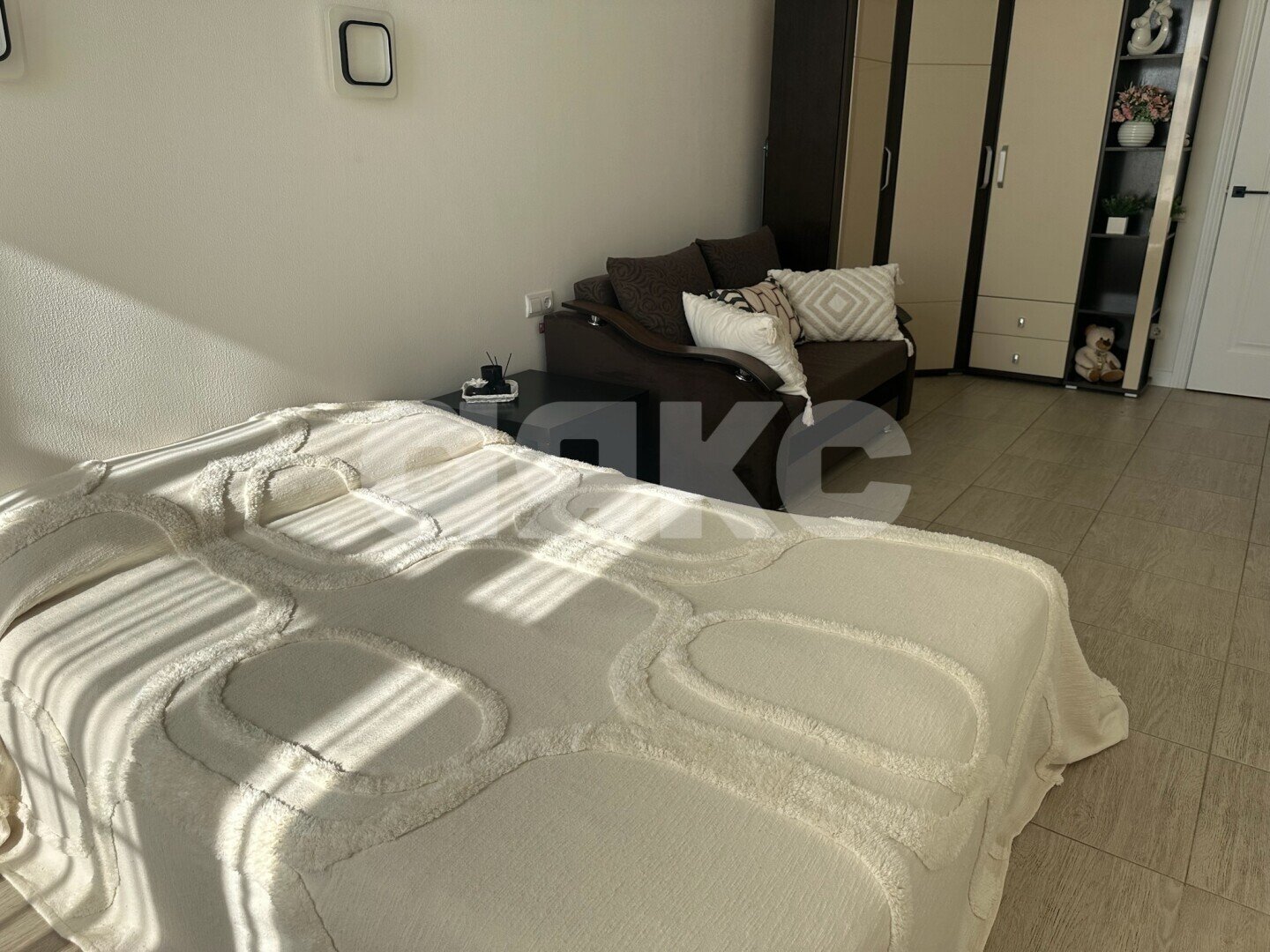 Фото №2: 1-комнатная квартира <span class="whitespace-nowrap">46 м²</span>, <span class="whitespace-nowrap">6/8 эт.</span> - Геленджик, Толстый Мыс, мкр. ЖК Черноморский, ул. Крымская, 19к7