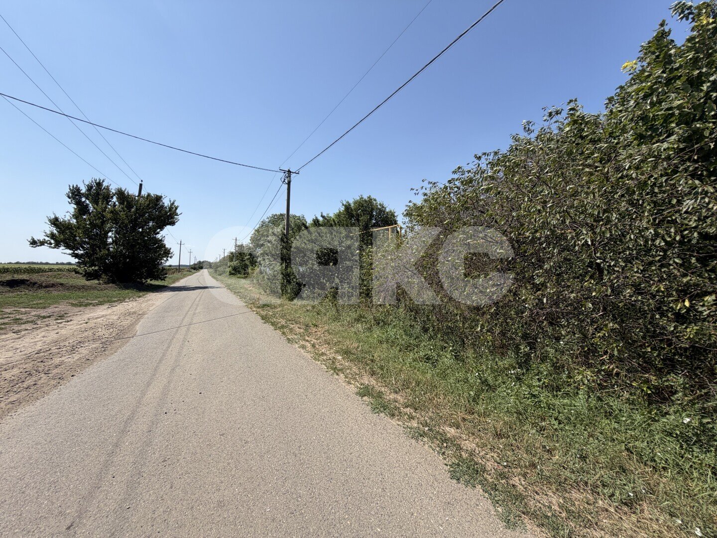 Фото №48: Дом <span class="whitespace-nowrap">30 м²</span> <span class="whitespace-nowrap">+ 18 сот.</span>, <span class="whitespace-nowrap">1 эт.</span> - Казаче-Малёваный, ул. Южная, 180