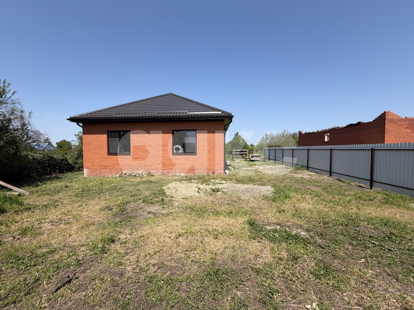 Фото №3: Дом <span class="whitespace-nowrap">90 м²</span> <span class="whitespace-nowrap">+ 4 сот.</span>, <span class="whitespace-nowrap">1 эт.</span> - Платнировская, ул. Красная, 47