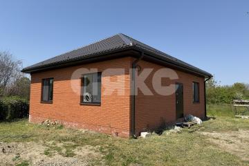Фото №1: Дом <span class="whitespace-nowrap">90 м²</span>, <span class="whitespace-nowrap">1 эт.</span> - Платнировская, ул. Красная, 47
