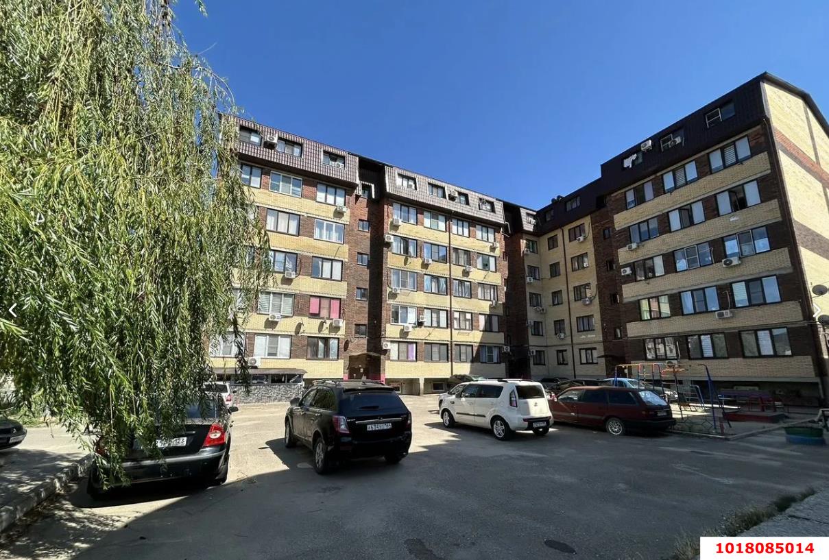 Фото №2: 1-комнатная квартира <span class="whitespace-nowrap">32 м²</span>, <span class="whitespace-nowrap">1/6 эт.</span> - Краснодар, мкр. Прикубанский внутригородской округ, ул. Тепличная, 96