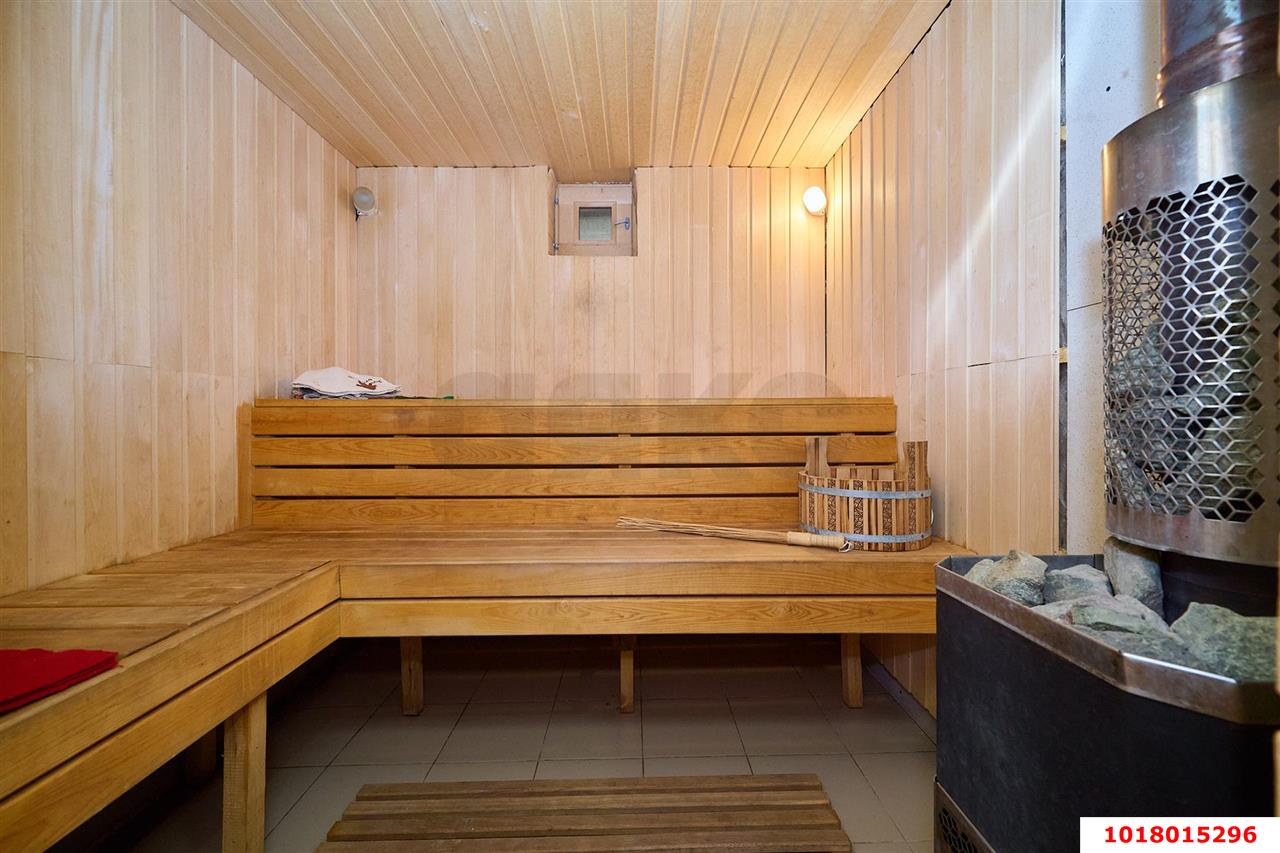 Фото №10: Дом <span class="whitespace-nowrap">60 м²</span> <span class="whitespace-nowrap">+ 4 сот.</span>, <span class="whitespace-nowrap">2 эт.</span> - Черноморский, ул. Фурманова, 5