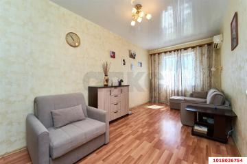Фото №1: 1-комнатная квартира <span class="whitespace-nowrap">32 м²</span>, <span class="whitespace-nowrap">1/5 эт.</span> - Краснодар, мкр. жилой комплекс Западный Город, ул. Крылатская, 15