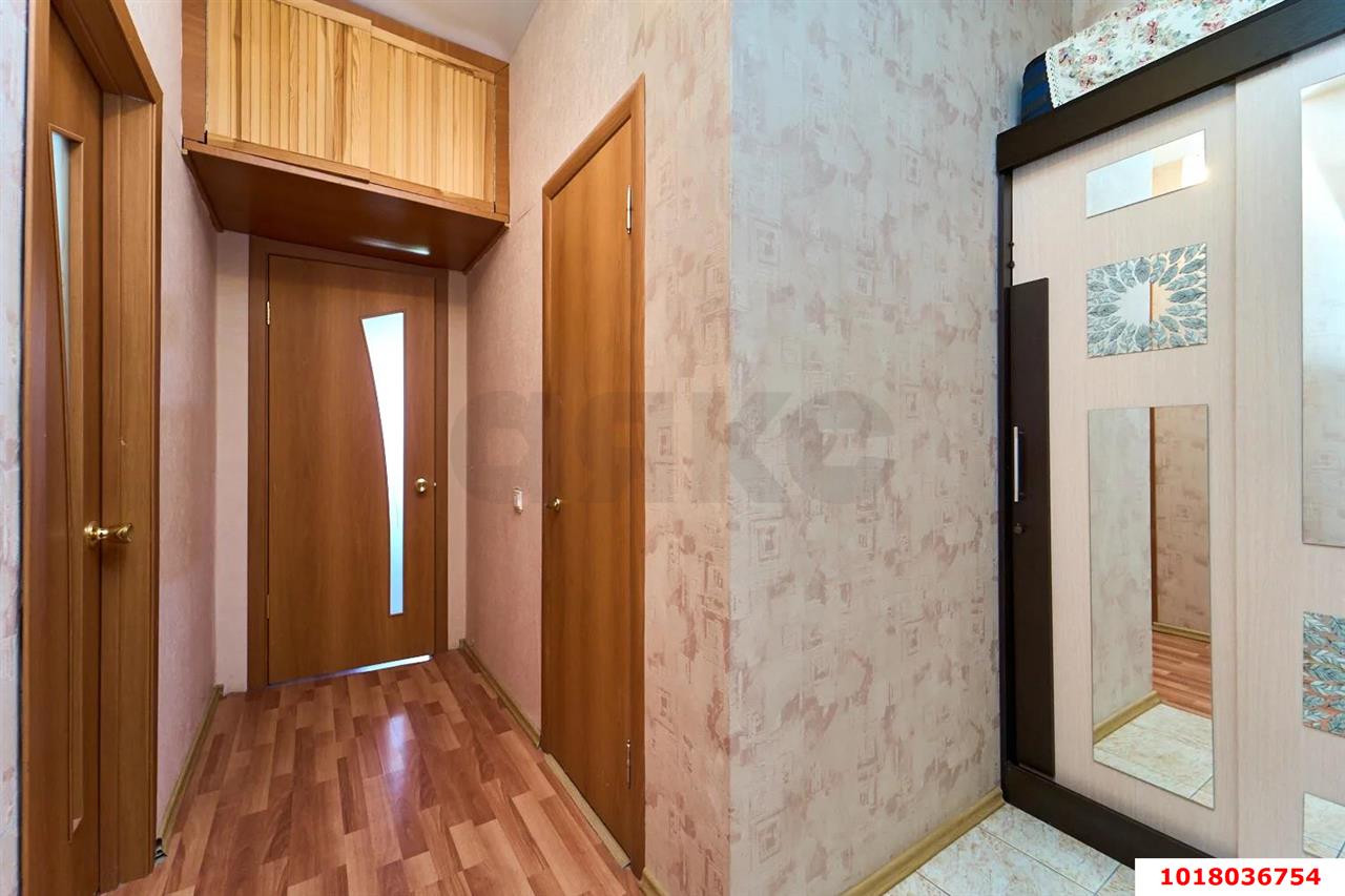 Фото №8: 1-комнатная квартира <span class="whitespace-nowrap">35 м²</span>, <span class="whitespace-nowrap">1/5 эт.</span> - Краснодар, Прикубанский внутригородской округ, мкр. жилой комплекс Западный Город, ул. Крылатская, 15