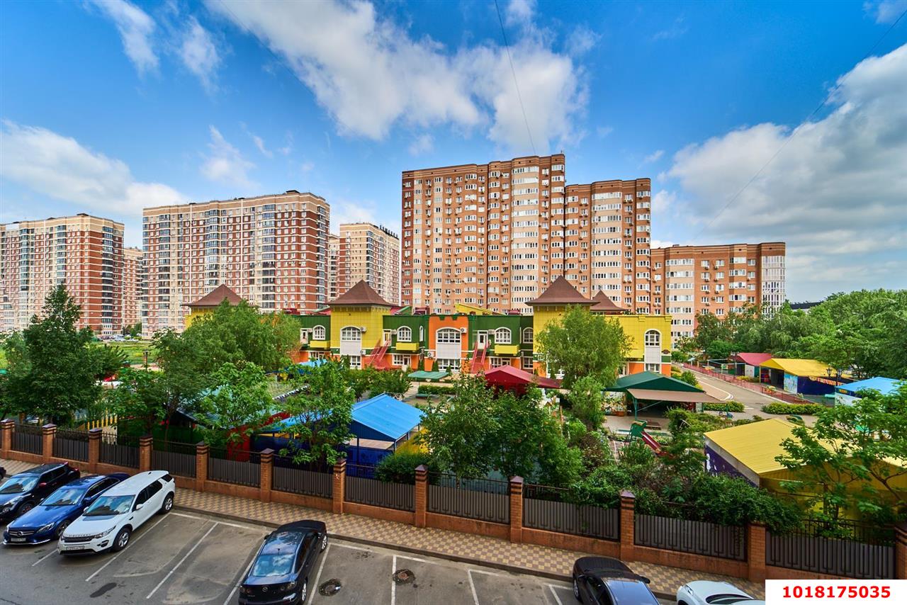 Фото №10: 2-комнатная квартира <span class="whitespace-nowrap">69 м²</span>, <span class="whitespace-nowrap">15/16 эт.</span> - Краснодар, Прикубанский внутригородской округ, Панорама, мкр. ЖК Панорама, ул. Восточно-Кругликовская, 28/3
