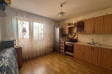 Фото №1: 1-комнатная квартира <span class="whitespace-nowrap">37 м²</span>, <span class="whitespace-nowrap">15/16 эт.</span> - Краснодар, мкр. Микрохирургии глаза, ул. Академика Лукьяненко, 34