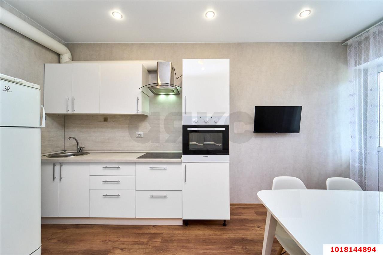 Фото №3: 1-комнатная квартира <span class="whitespace-nowrap">39 м²</span>, <span class="whitespace-nowrap">5/18 эт.</span> - Краснодар, Прикубанский внутригородской округ, Фестивальный, мкр. ЖК Цветы, ул. Круговая, 4Вк5