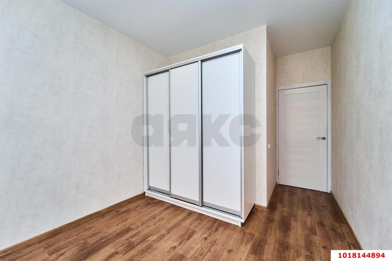 Фото №8: 1-комнатная квартира <span class="whitespace-nowrap">39 м²</span>, <span class="whitespace-nowrap">5/18 эт.</span> - Краснодар, Прикубанский внутригородской округ, Фестивальный, мкр. ЖК Цветы, ул. Круговая, 4Вк5