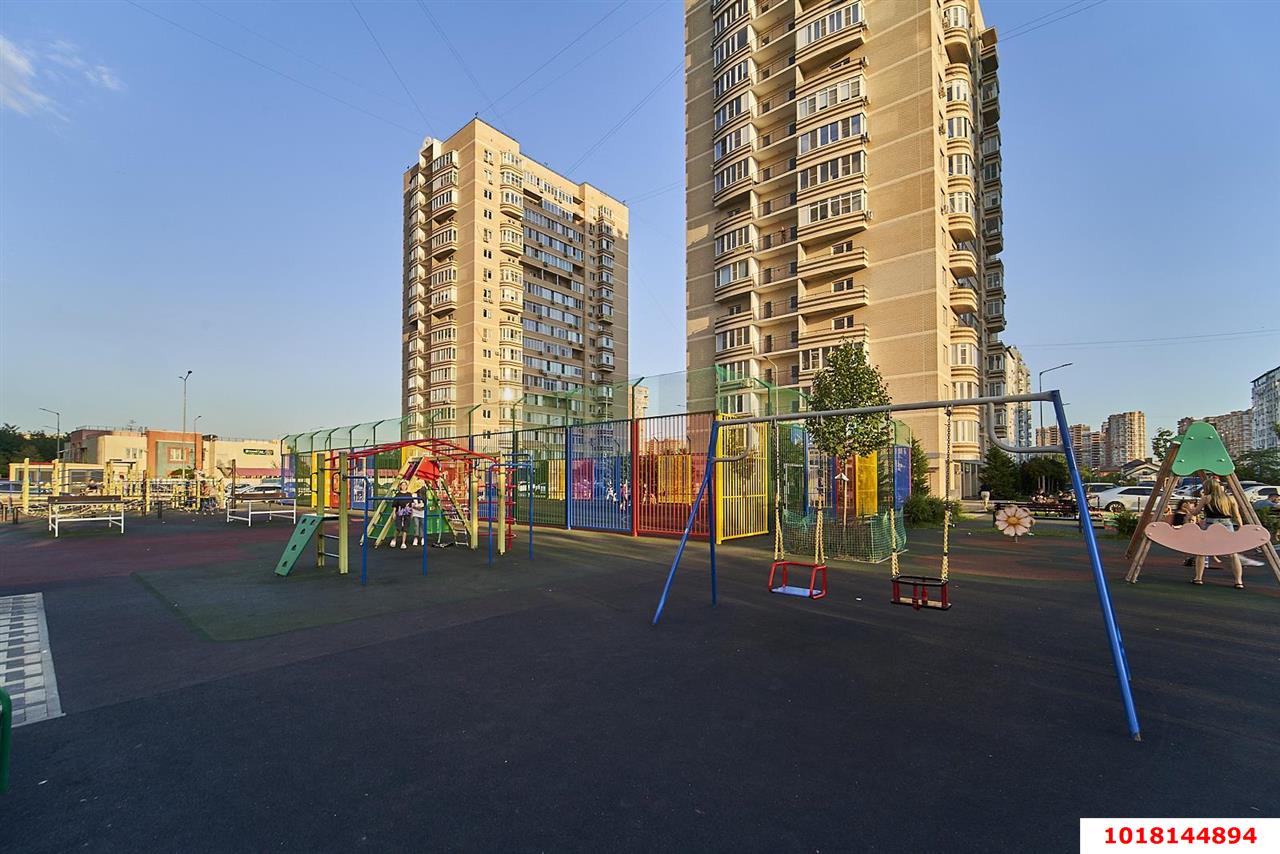 Фото №14: 1-комнатная квартира <span class="whitespace-nowrap">39 м²</span>, <span class="whitespace-nowrap">5/18 эт.</span> - Краснодар, Прикубанский внутригородской округ, Фестивальный, мкр. ЖК Цветы, ул. Круговая, 4Вк5