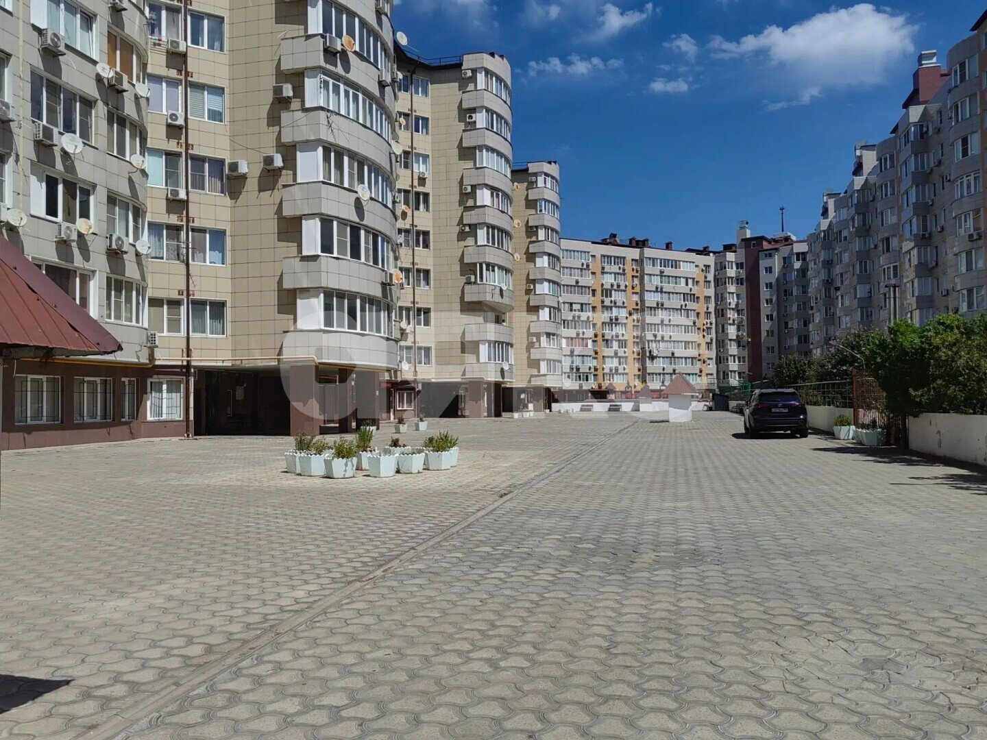 Фото №6: Коммерция <span class="whitespace-nowrap">15 м²</span>, <span class="whitespace-nowrap">1/9 эт.</span> - Анапа, мкр. ЖК Крымский Вал, ул. Крымская, 272