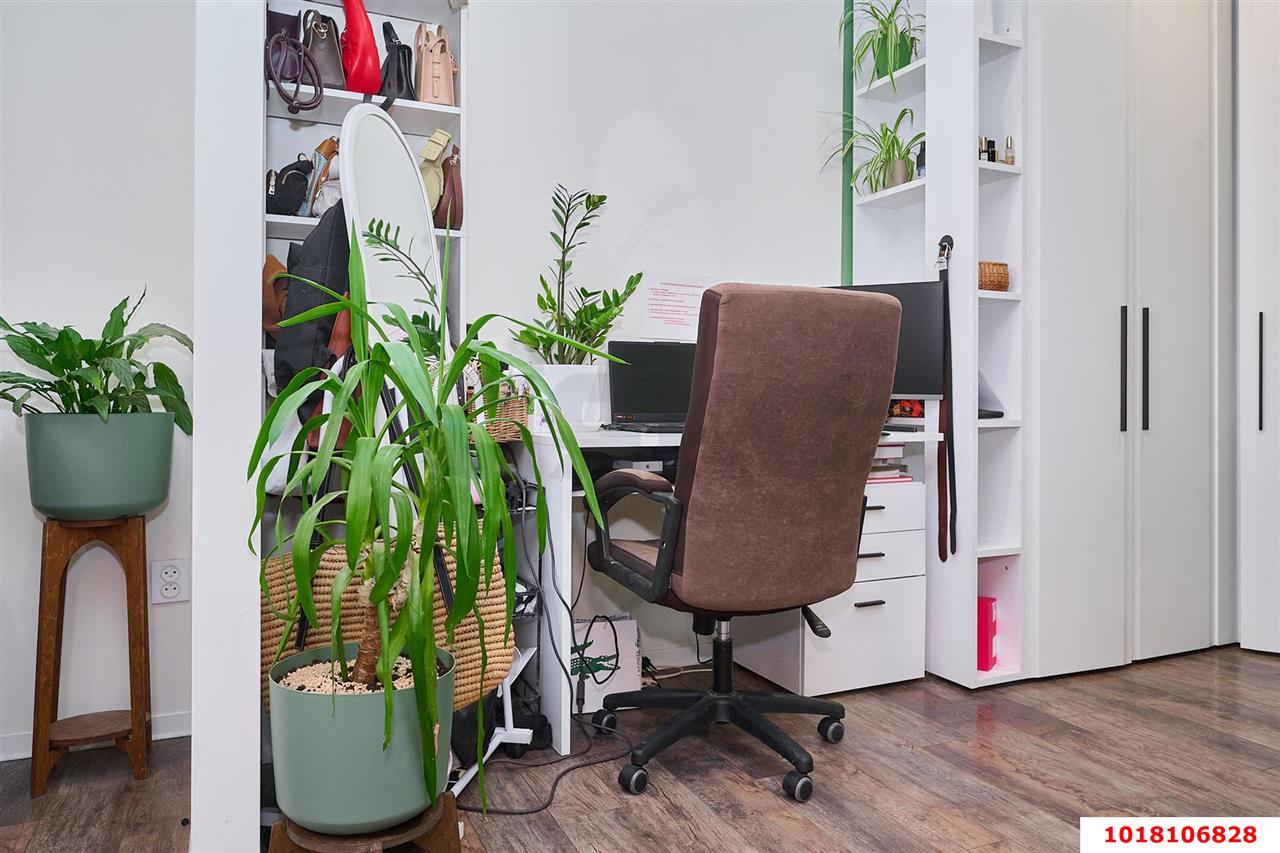 Фото №3: Студия <span class="whitespace-nowrap">30 м²</span>, <span class="whitespace-nowrap">8/24 эт.</span> - Краснодар, Прикубанский внутригородской округ, мкр. ЖК Губернский, ул. им. Героя Яцкова И.В., 9к1