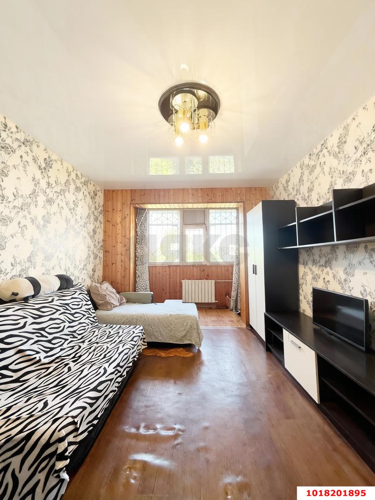 Фото №3: 2-комнатная квартира <span class="whitespace-nowrap">48 м²</span>, <span class="whitespace-nowrap">5/5 эт.</span> - Краснодар, Карасунский внутригородской округ, мкр. Гидростроителей, ул. имени В.Н. Мачуги, 80/1