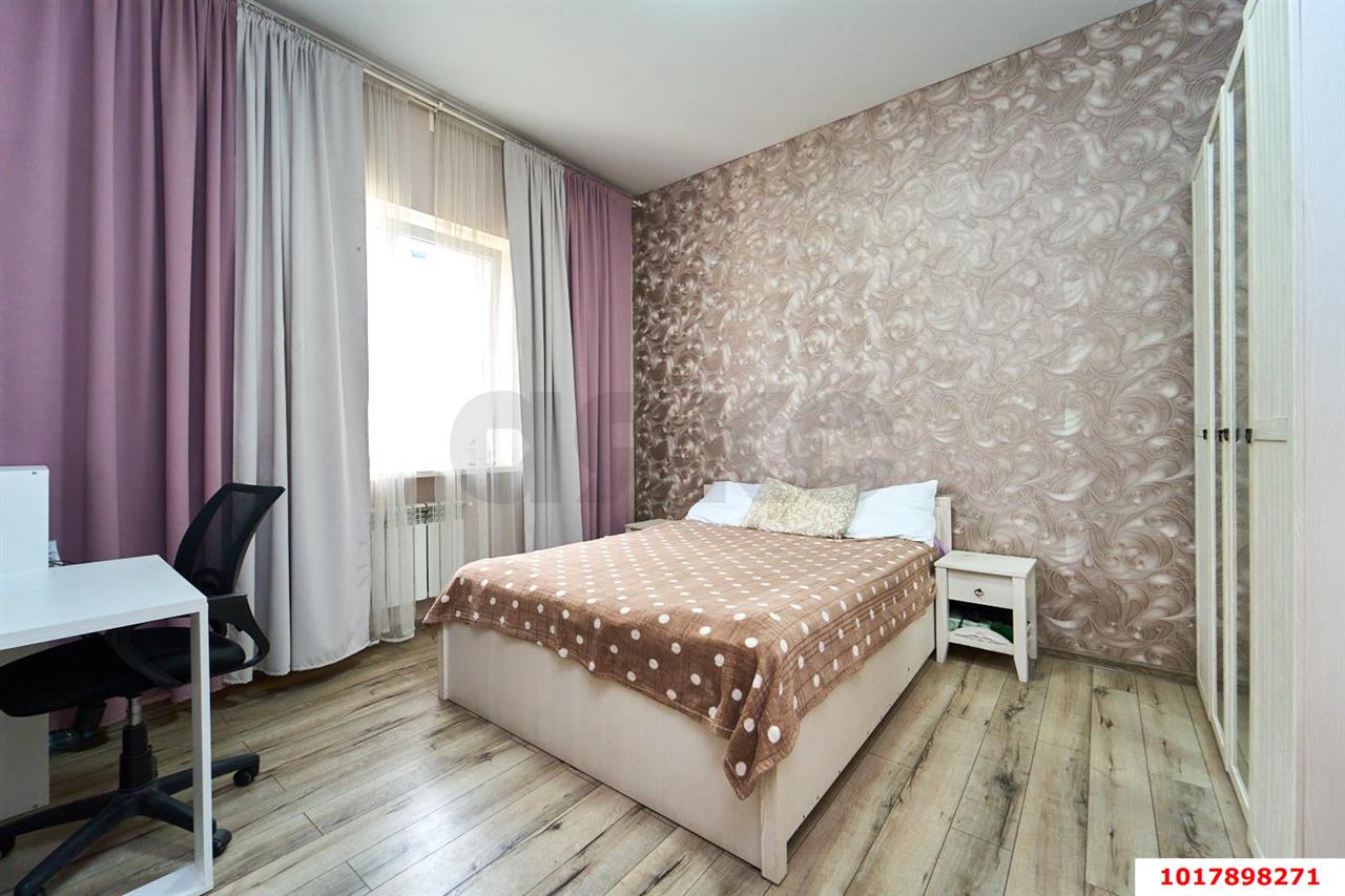 Фото №10: Дом <span class="whitespace-nowrap">106 м²</span> <span class="whitespace-nowrap">+ 4 сот.</span>, <span class="whitespace-nowrap">1 эт.</span> - Индустриальный, Прикубанский внутригородской округ, мкр. Дивный, б-р Голубой, 45