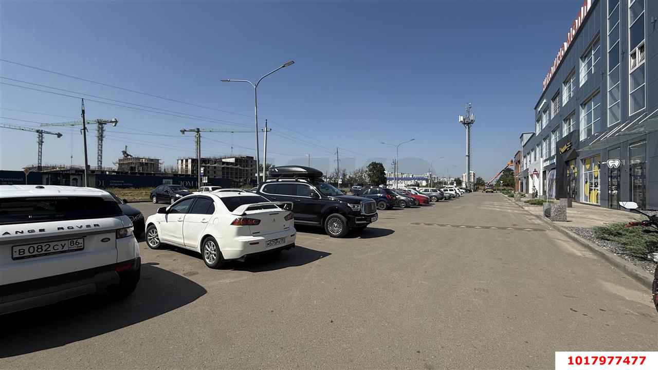 Фото №1: Торговое помещение <span class="whitespace-nowrap">1100 м²</span>, <span class="whitespace-nowrap">1/3 эт.</span> - Краснодар, Прикубанский внутригородской округ, мкр. КП Николино Парк, ул. Сталинградская, 1