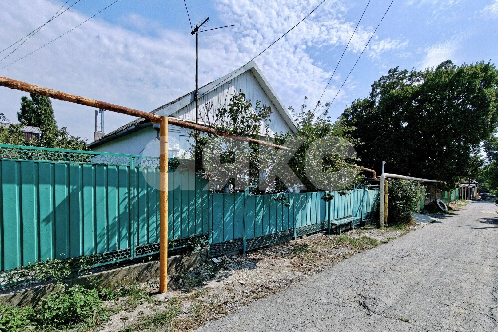 Фото №2: Дом <span class="whitespace-nowrap">100 м²</span> <span class="whitespace-nowrap">+ 4 сот.</span>, <span class="whitespace-nowrap">1 эт.</span> - Новороссийск, р. Восточный, ул. Тельмана, 14