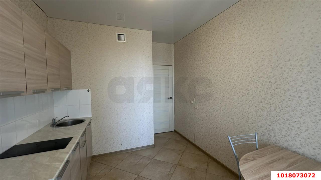 Фото №4: 1-комнатная квартира <span class="whitespace-nowrap">42 м²</span>, <span class="whitespace-nowrap">16/21 эт.</span> - Краснодар, Карасунский внутригородской округ, Пашковский, мкр. жилой комплекс Империал, ул. Бородинская, 137к1