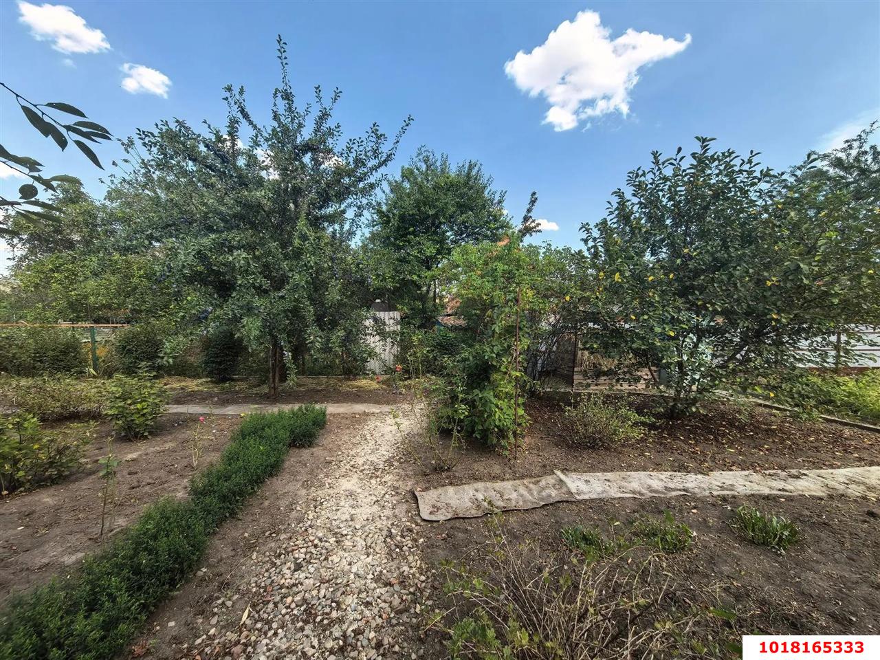Фото №33: Дом <span class="whitespace-nowrap">139 м²</span> <span class="whitespace-nowrap">+ 4 сот.</span>, <span class="whitespace-nowrap">2 эт.</span> - Механизатор, Прикубанский внутригородской округ, мкр. Северный массив, ул. Сиреневая