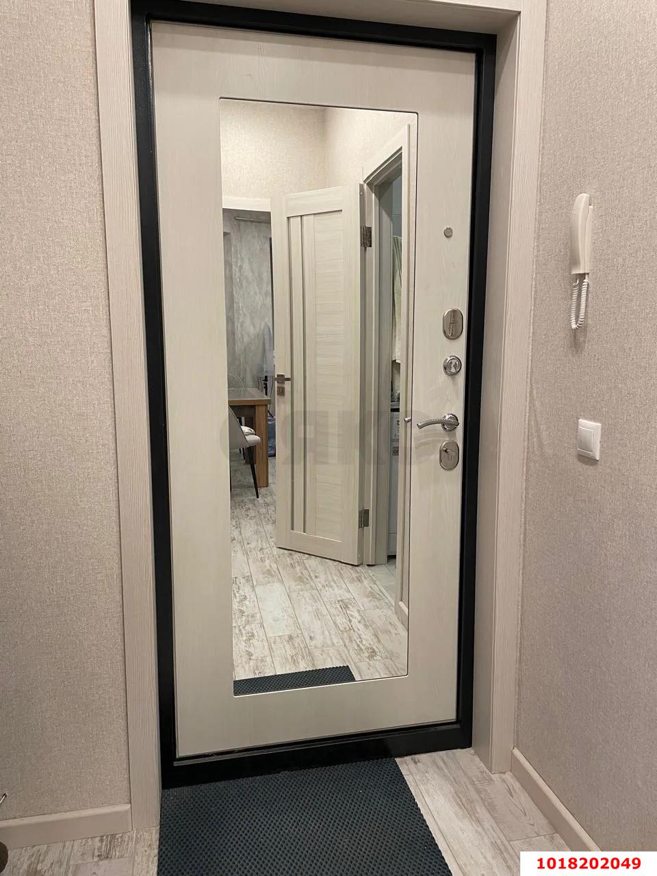 Фото №6: 1-комнатная квартира <span class="whitespace-nowrap">36 м²</span>, <span class="whitespace-nowrap">6/7 эт.</span> - Краснодар, Прикубанский внутригородской округ, мкр. жилой комплекс Южане, ул. Даниила Смоляна, 78
