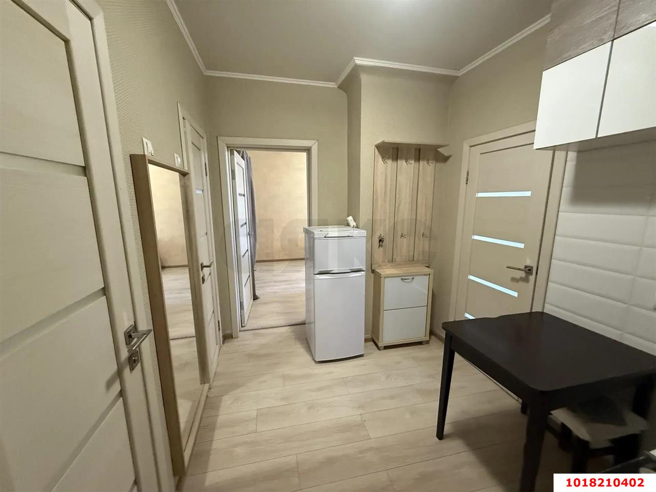 Фото №3: 2-комнатная квартира <span class="whitespace-nowrap">39 м²</span>, <span class="whitespace-nowrap">2/2 эт.</span> - Краснодар, мкр. Западный внутригородской округ, ул. Красная, 165/2