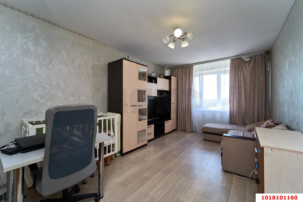Фото №7: 2-комнатная квартира <span class="whitespace-nowrap">57 м²</span>, <span class="whitespace-nowrap">13/14 эт.</span> - Краснодар, Западный внутригородской округ, мкр. Юбилейный, пр-кт Чекистов, 1