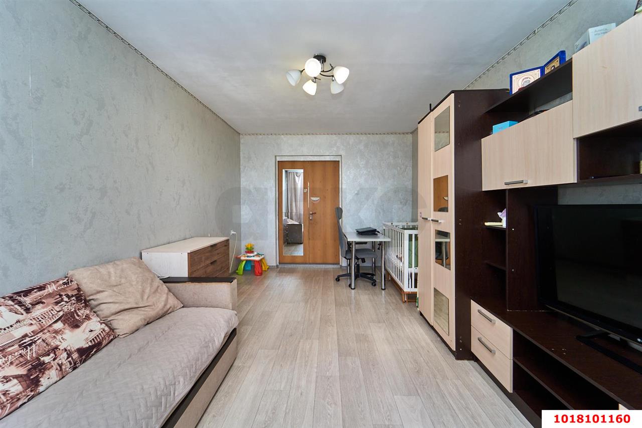 Фото №6: 2-комнатная квартира <span class="whitespace-nowrap">57 м²</span>, <span class="whitespace-nowrap">13/14 эт.</span> - Краснодар, Западный внутригородской округ, мкр. Юбилейный, пр-кт Чекистов, 1