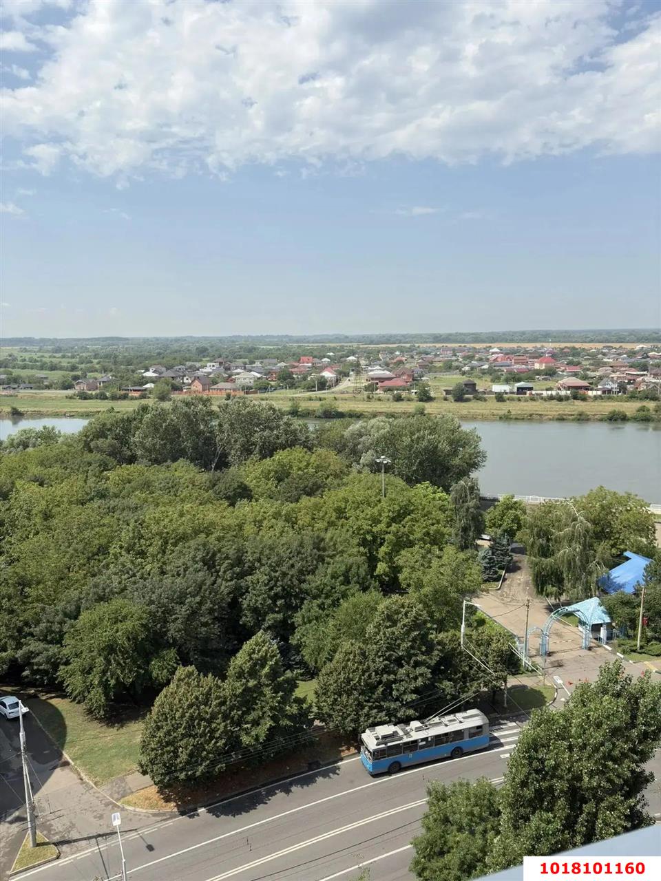 Фото №21: 2-комнатная квартира <span class="whitespace-nowrap">57 м²</span>, <span class="whitespace-nowrap">13/14 эт.</span> - Краснодар, Западный внутригородской округ, мкр. Юбилейный, пр-кт Чекистов, 1