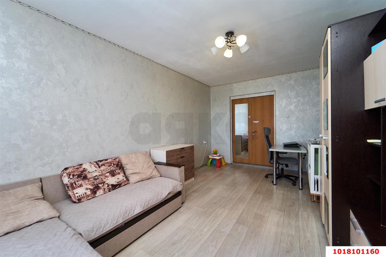 Фото №5: 2-комнатная квартира <span class="whitespace-nowrap">57 м²</span>, <span class="whitespace-nowrap">13/14 эт.</span> - Краснодар, Западный внутригородской округ, мкр. Юбилейный, пр-кт Чекистов, 1