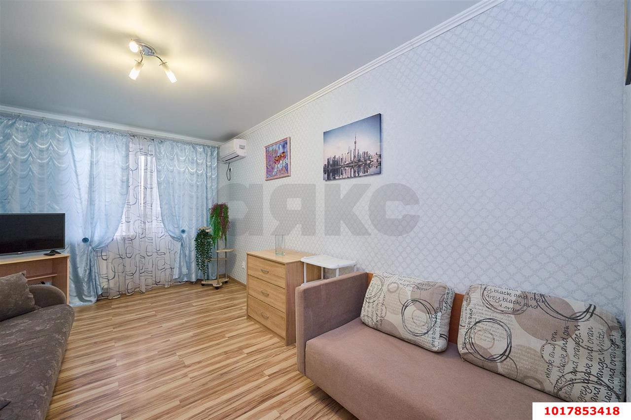 Фото №3: 1-комнатная квартира <span class="whitespace-nowrap">43 м²</span>, <span class="whitespace-nowrap">6/17 эт.</span> - Краснодар, Прикубанский внутригородской округ, Музыкальный, ЖК Времена Года, мкр. имени Петра Метальникова, ул. Петра Метальникова, 5к1