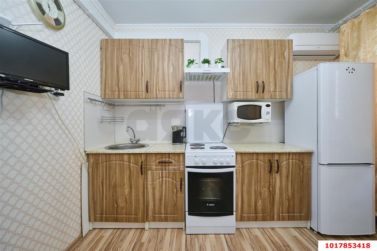 Фото №2: 1-комнатная квартира <span class="whitespace-nowrap">43 м²</span>, <span class="whitespace-nowrap">6/17 эт.</span> - Краснодар, Прикубанский внутригородской округ, Музыкальный, ЖК Времена Года, мкр. имени Петра Метальникова, ул. Петра Метальникова, 5к1