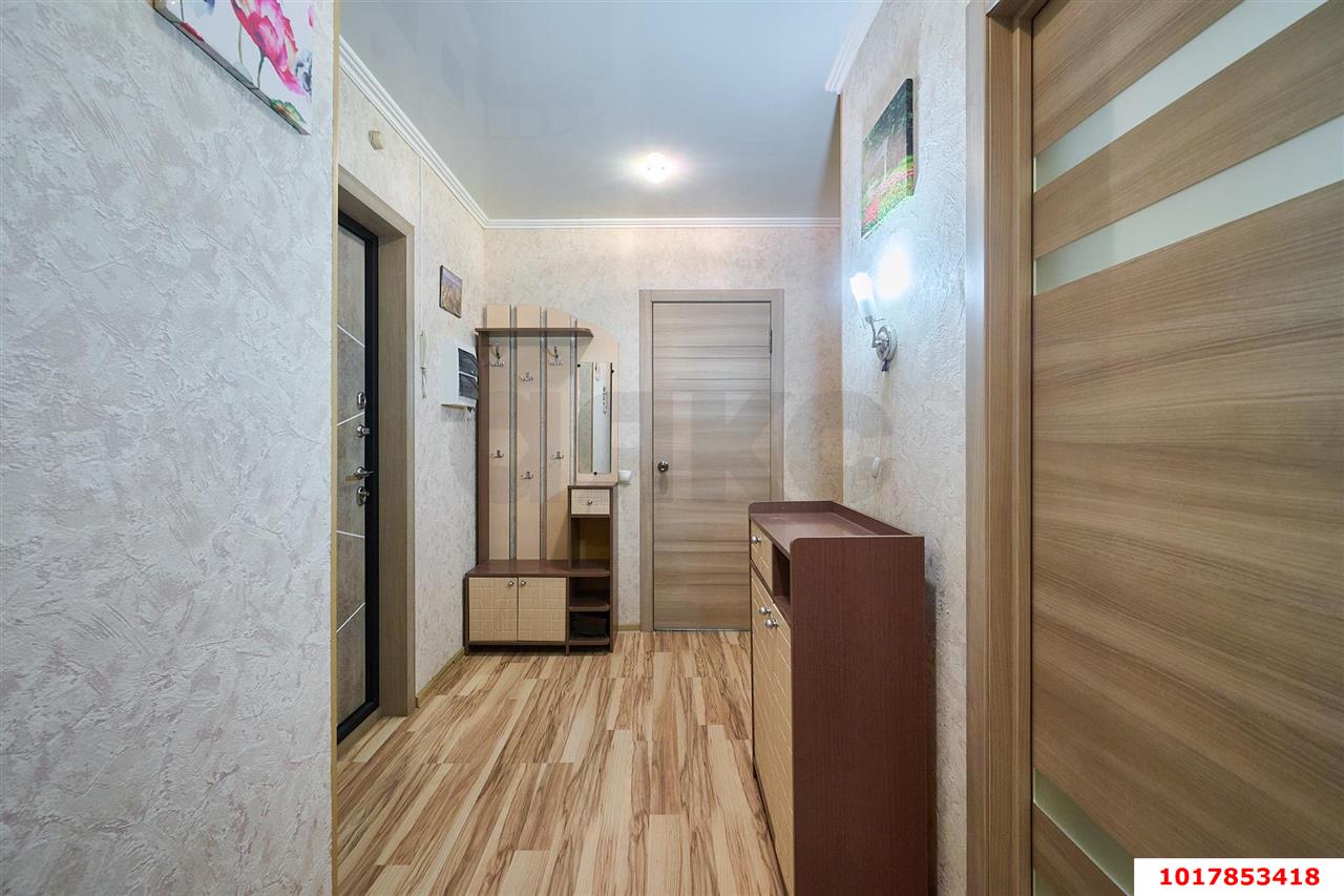 Фото №10: 1-комнатная квартира <span class="whitespace-nowrap">43 м²</span>, <span class="whitespace-nowrap">6/17 эт.</span> - Краснодар, Прикубанский внутригородской округ, Музыкальный, ЖК Времена Года, мкр. имени Петра Метальникова, ул. Петра Метальникова, 5к1
