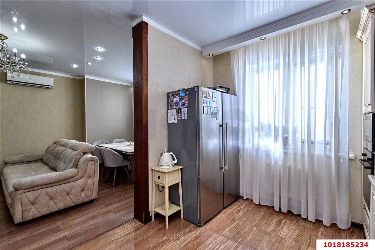 Фото №6: 3-комнатная квартира <span class="whitespace-nowrap">82 м²</span>, <span class="whitespace-nowrap">13/16 эт.</span> - Краснодар, Западный внутригородской округ, мкр. Юбилейный, ул. 70-летия Октября, 1/1