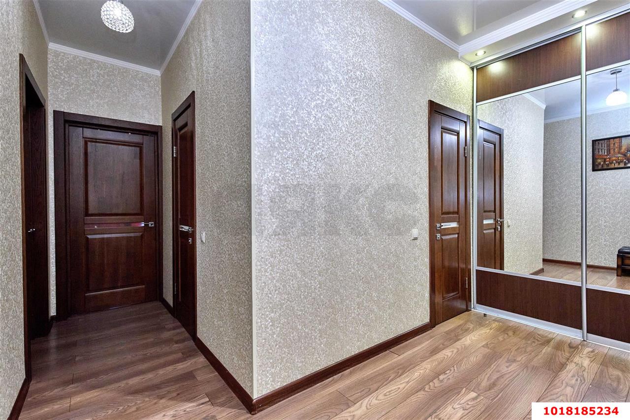 Фото №17: 3-комнатная квартира <span class="whitespace-nowrap">82 м²</span>, <span class="whitespace-nowrap">13/16 эт.</span> - Краснодар, Западный внутригородской округ, мкр. Юбилейный, ул. 70-летия Октября, 1/1