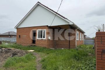 Фото №1: Дом <span class="whitespace-nowrap">107 м²</span>, <span class="whitespace-nowrap">1 эт.</span> - Платнировская, ул. Красная, 47