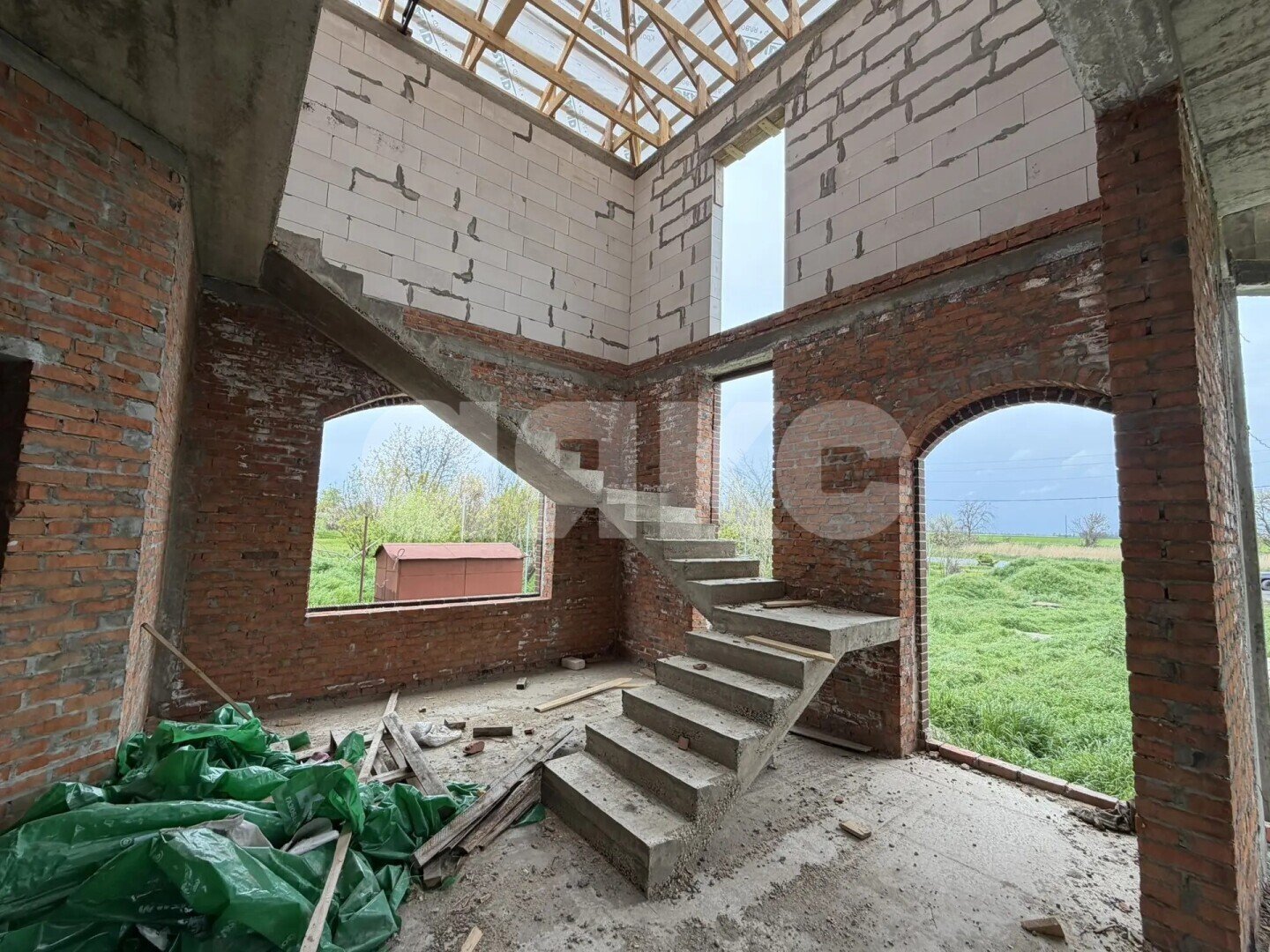 Фото №10: Дом <span class="whitespace-nowrap">330 м²</span> <span class="whitespace-nowrap">+ 10.07 сот.</span>, <span class="whitespace-nowrap">2 эт.</span> - Платнировская, ул. Красная, 47