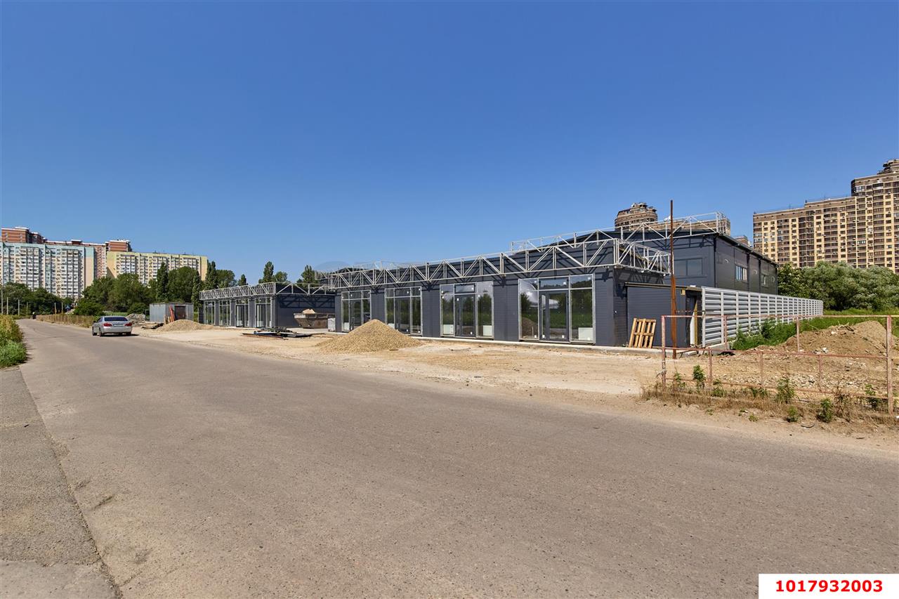 Фото №2: Торговое помещение <span class="whitespace-nowrap">236 м²</span>, <span class="whitespace-nowrap">1/1 эт.</span> - Краснодар, мкр. Карасунский внутригородской округ, ул. имени Мецената Лю Трахова, 14/1