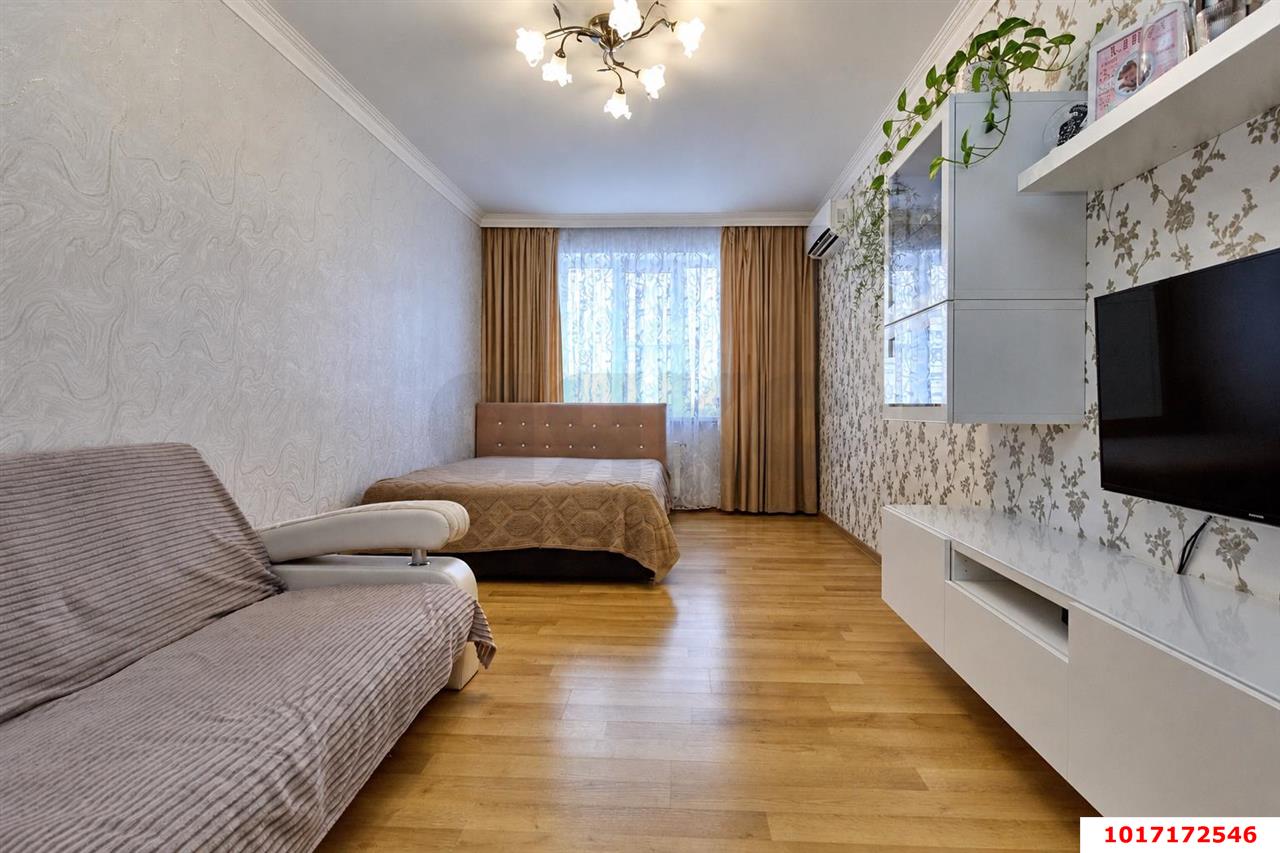 Фото №1: 1-комнатная квартира <span class="whitespace-nowrap">45 м²</span>, <span class="whitespace-nowrap">6/16 эт.</span> - Краснодар, Прикубанский внутригородской округ, мкр. Восточно-Кругликовский, ул. им. Героя Яцкова И.В., 8
