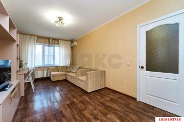 Фото №1: 1-комнатная квартира <span class="whitespace-nowrap">34 м²</span>, <span class="whitespace-nowrap">8/16 эт.</span> - Краснодар, мкр. Юбилейный, ул. имени Калинина, 13к60