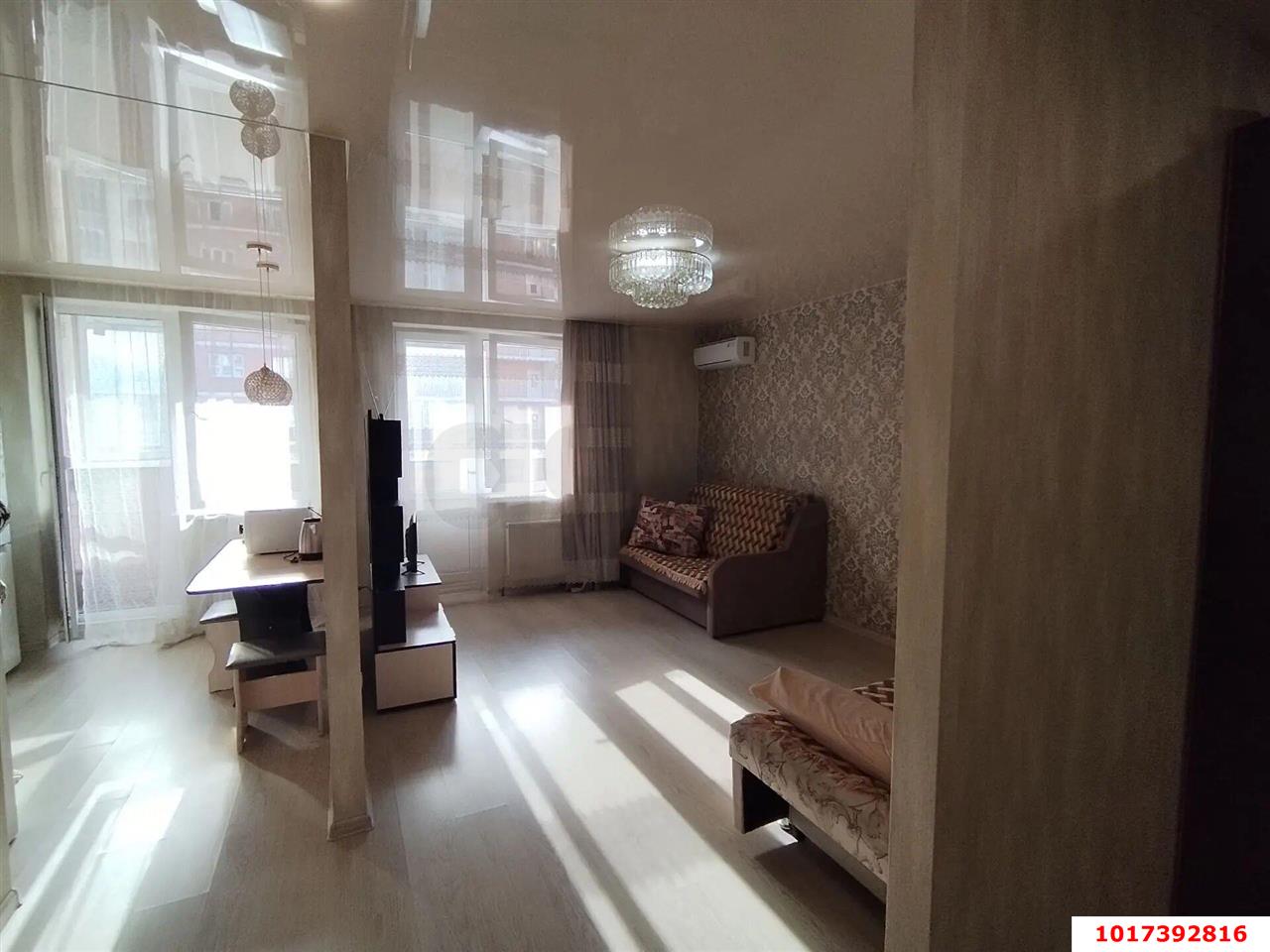 Фото №5: 1-комнатная квартира <span class="whitespace-nowrap">32 м²</span>, <span class="whitespace-nowrap">13/18 эт.</span> - Краснодар, Прикубанский внутригородской округ, Музыкальный, ЖК Времена Года, мкр. имени Петра Метальникова, ул. Петра Метальникова, 5к3