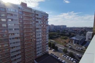 Фото №1: 1-комнатная квартира <span class="whitespace-nowrap">32 м²</span>, <span class="whitespace-nowrap">13/18 эт.</span> - Краснодар, мкр. имени Петра Метальникова, ул. Петра Метальникова, 5к3