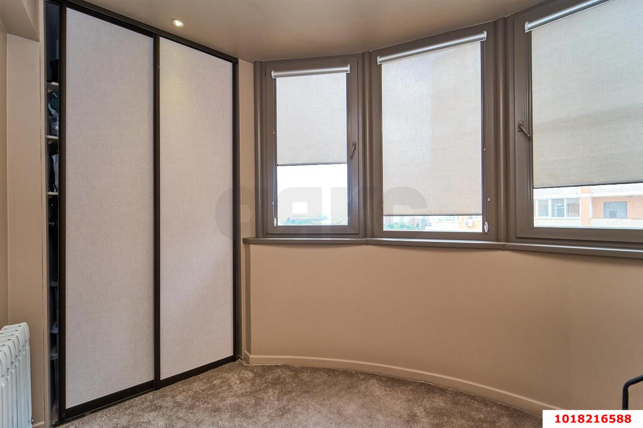 Фото №9: 1-комнатная квартира <span class="whitespace-nowrap">58 м²</span>, <span class="whitespace-nowrap">12/17 эт.</span> - Краснодар, Прикубанский внутригородской округ, ЖК Валентина, мкр. 9-й километр, ул. Циолковского, 9