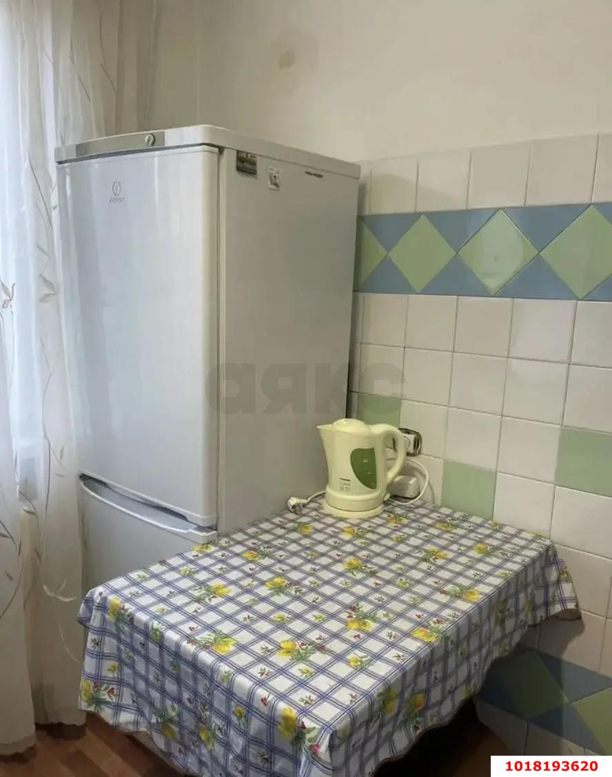 Фото №9: 2-комнатная квартира <span class="whitespace-nowrap">44 м²</span>, <span class="whitespace-nowrap">4/5 эт.</span> - Краснодар, Западный внутригородской округ, мкр. Горгаз, ул. Станкостроительная, 20