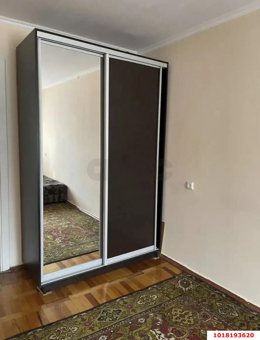 Фото №4: 2-комнатная квартира <span class="whitespace-nowrap">44 м²</span>, <span class="whitespace-nowrap">4/5 эт.</span> - Краснодар, Западный внутригородской округ, мкр. Горгаз, ул. Станкостроительная, 20
