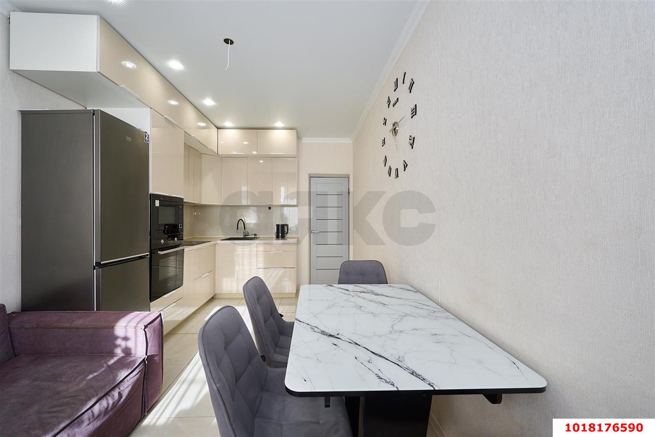 Фото №4: 2-комнатная квартира <span class="whitespace-nowrap">53 м²</span>, <span class="whitespace-nowrap">14/19 эт.</span> - Краснодар, Прикубанский внутригородской округ, Молодёжный, мкр. жилой комплекс Семейный Парк, ул. Душистая, 60к2