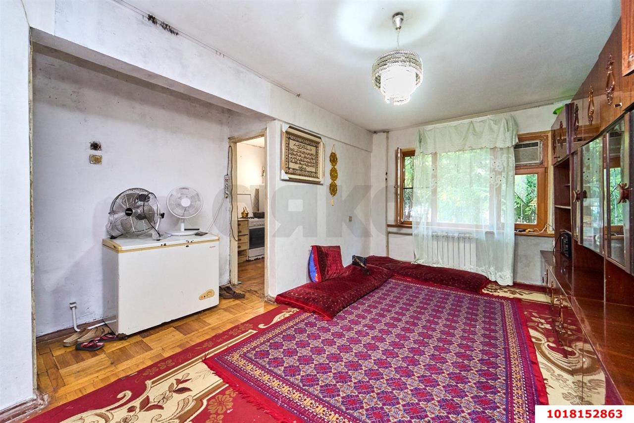Фото №6: 3-комнатная квартира <span class="whitespace-nowrap">58 м²</span>, <span class="whitespace-nowrap">1/5 эт.</span> - Краснодар, Центральный внутригородской округ, мкр. Черёмушки, ул. Айвазовского, 118