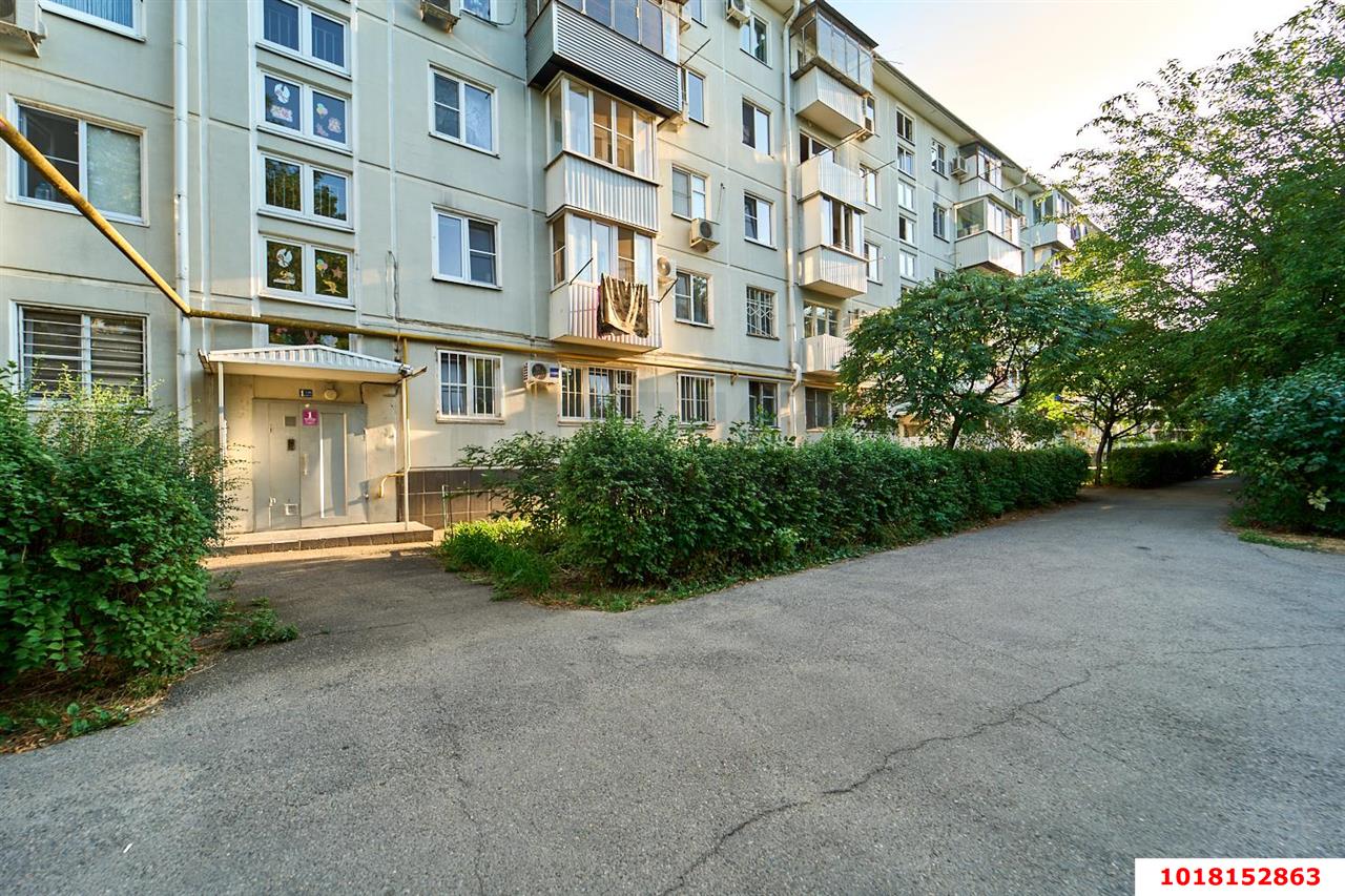 Фото №15: 3-комнатная квартира <span class="whitespace-nowrap">58 м²</span>, <span class="whitespace-nowrap">1/5 эт.</span> - Краснодар, Центральный внутригородской округ, мкр. Черёмушки, ул. Айвазовского, 118