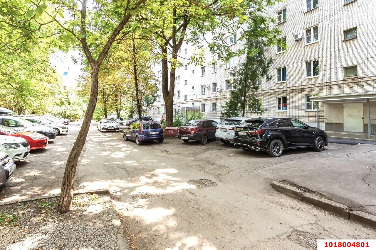 Фото №3: 3-комнатная квартира <span class="whitespace-nowrap">62 м²</span>, <span class="whitespace-nowrap">4/9 эт.</span> - Краснодар, Прикубанский внутригородской округ, мкр. Фестивальный, ул. Яна Полуяна, 32